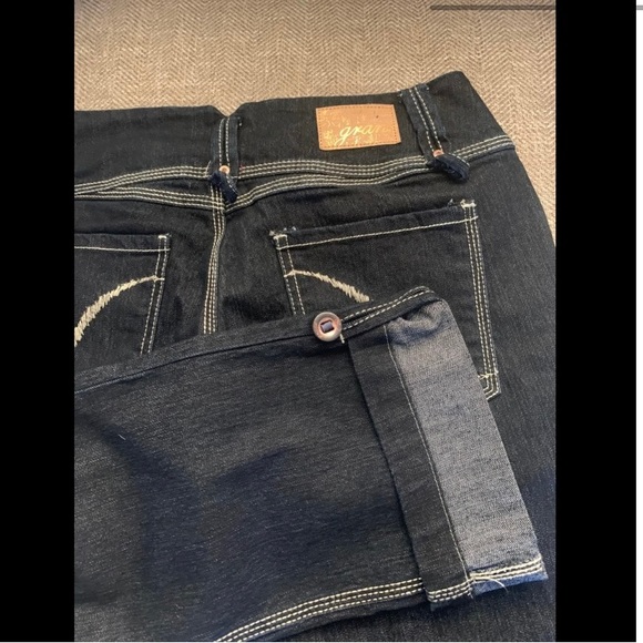 Excellent Preowned Condition Crane Capri Jeans Juniors Size 7. Very Cute - Picture 4 of 6